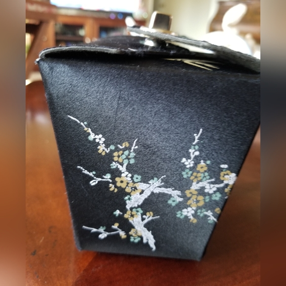 Take Out Box ! - Picture 4 of 13